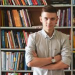 Илья Хруст